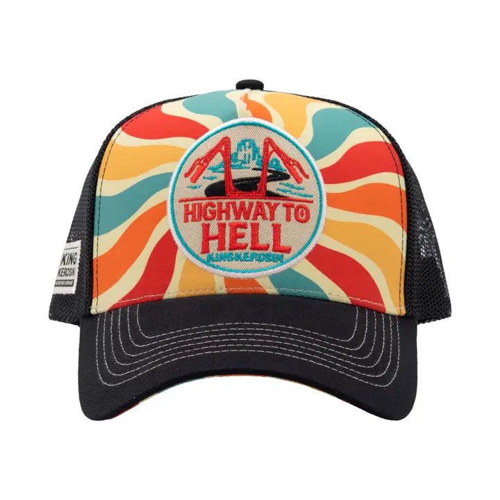 Gorra KIN KEROSIN 'Highway To Hell' en multicolor